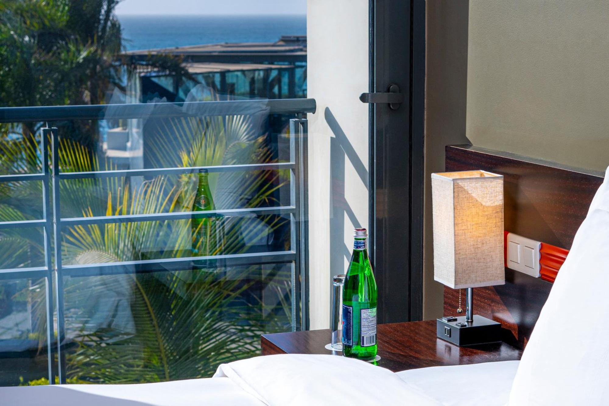 Noom Hotel Dakar Sea Plaza, A Member Of Radisson Individuals Luaran gambar A room at the Hilton San Diego Bayfront